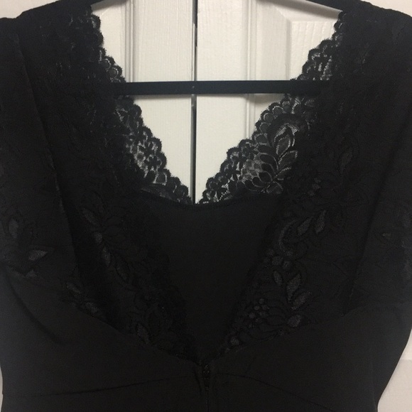 Stunning black dress - Picture 5 of 5